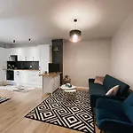 Owl\'S Nest Apartment